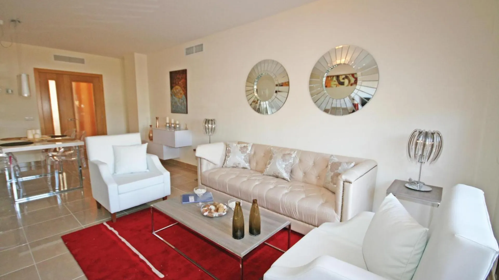 Amazing Apartment In Estepona With Sauna Espanha